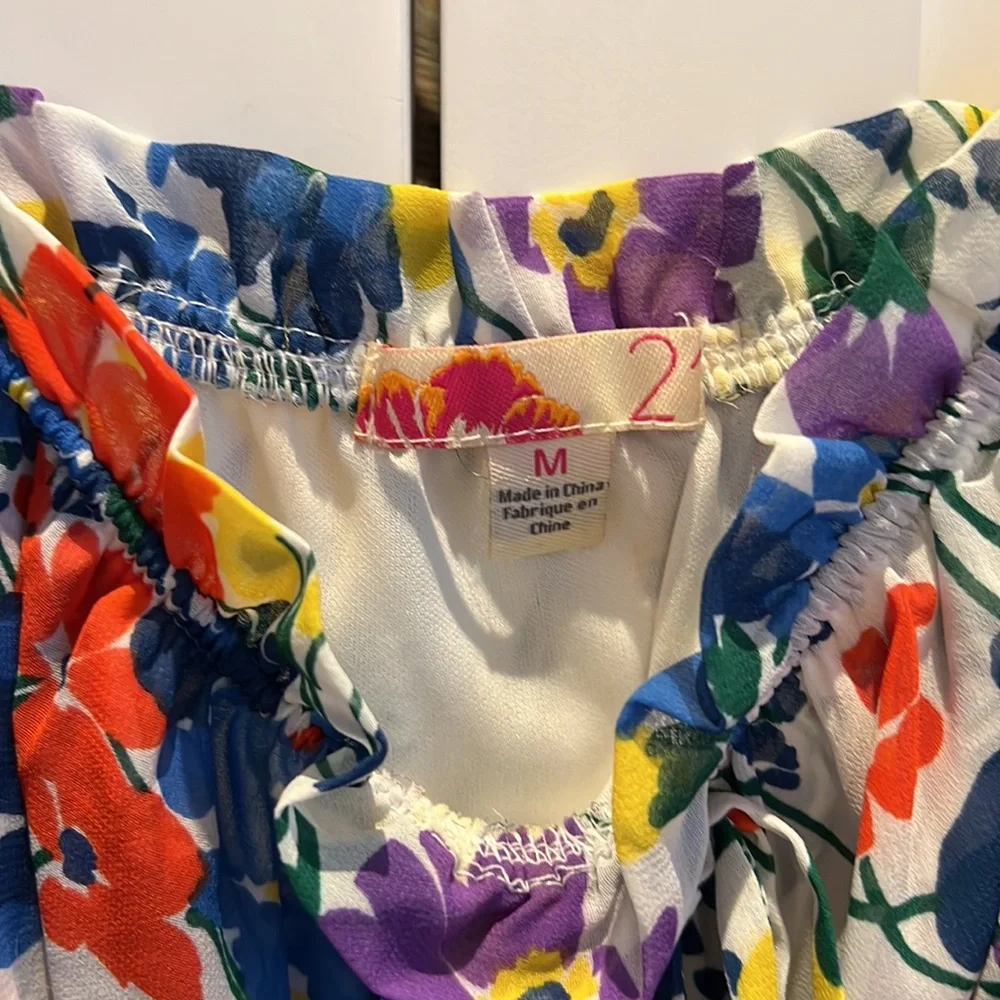 Cute multi colored cami - Picture 3 of 3